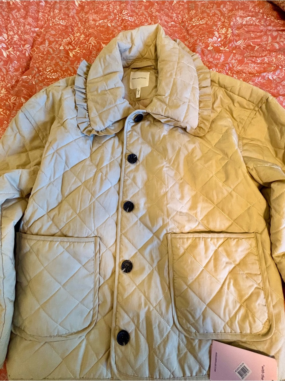 Avec Les Filles Quilted Ruffle-Collar Jacket in Light Cream - Picture 5 of 9